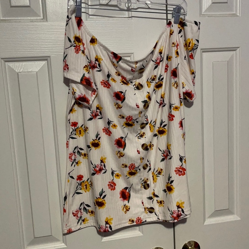 Rue21  off the shoulder floral blouse - 4x